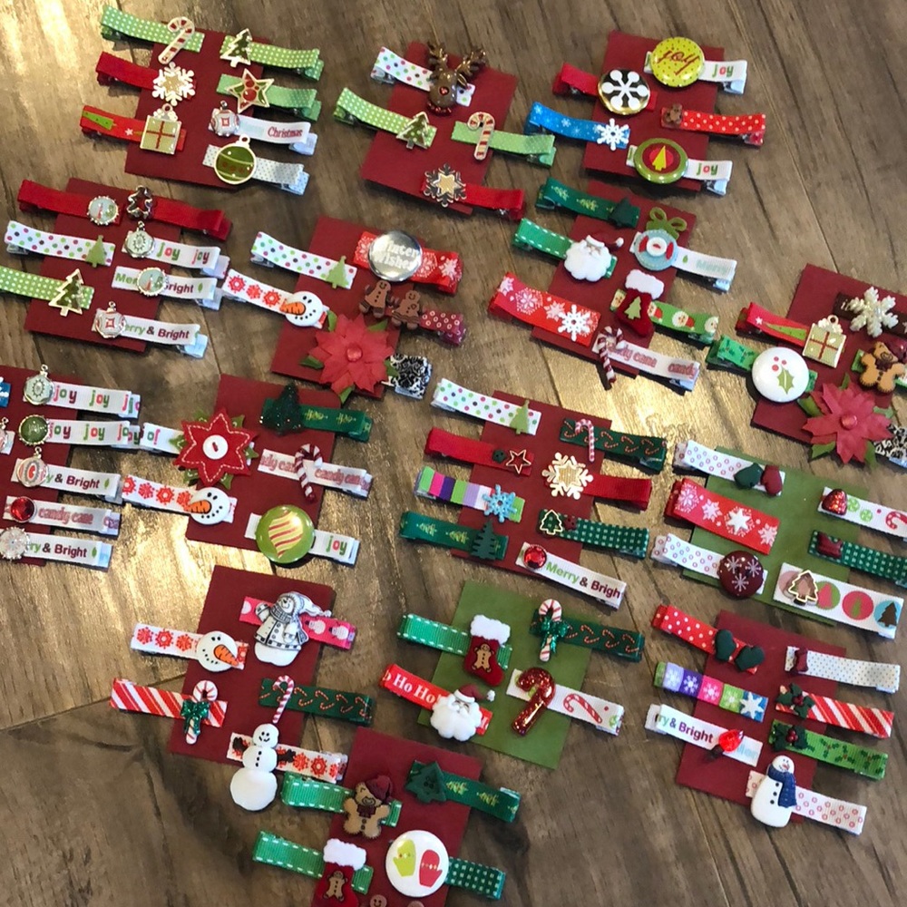 Christmas hair clips